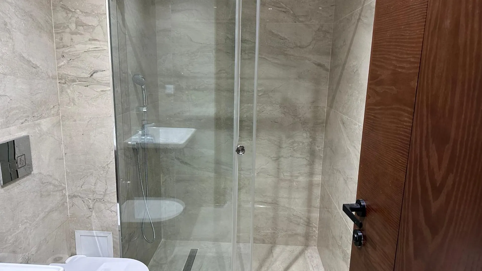 Luxury Two Bedrooms Apartment Jardin Carthage Tunis
